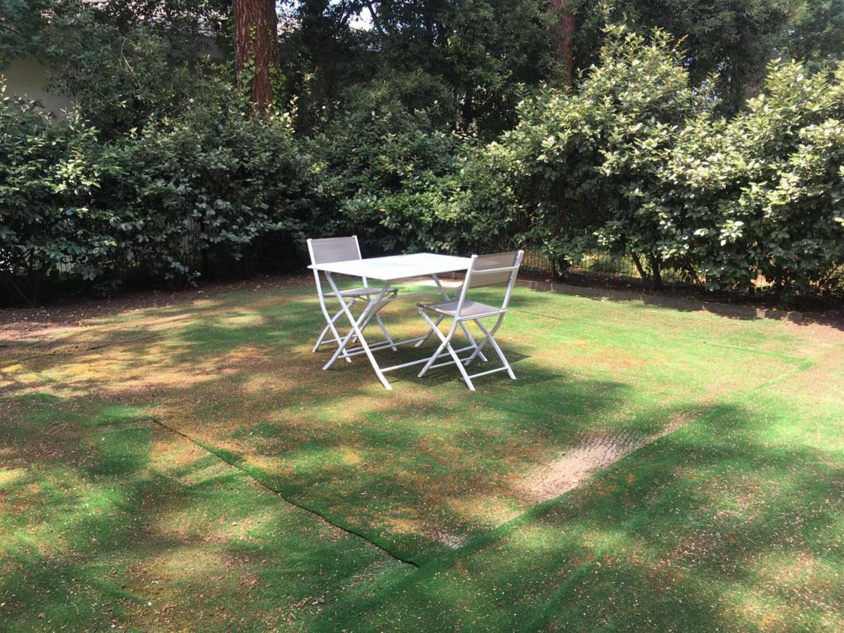 Appartement Pour 4 Pers. Avec Terrasse, Jardin Et Parking - Quartier Des Abatilles, Arcachon - Fr-1-474-58 Exteriör bild